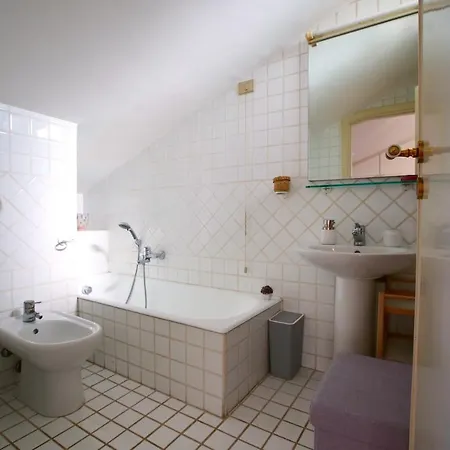 Design In Center With Terrace Apartment